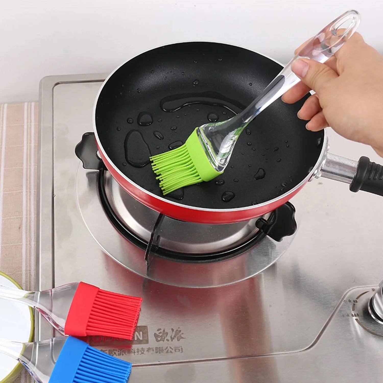 Spatula and Pastry Brush for Cake Mixer - Image 8