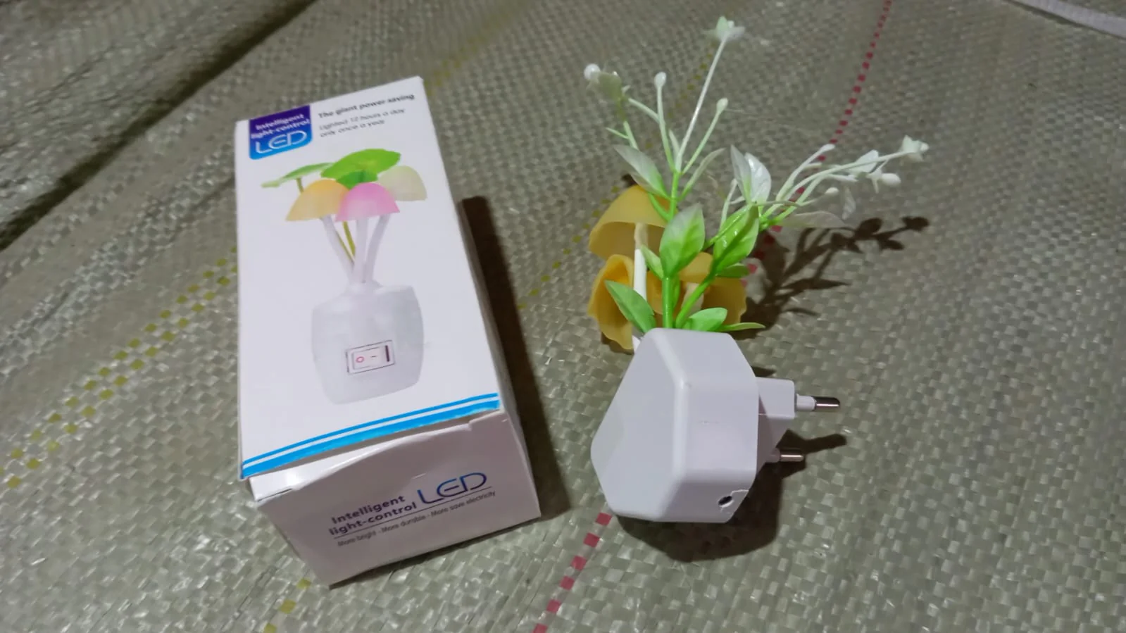 Fancy LED Mushroom Night Light – Color Changing Auto On/Off Sensor Lamp for Kids - Image 7