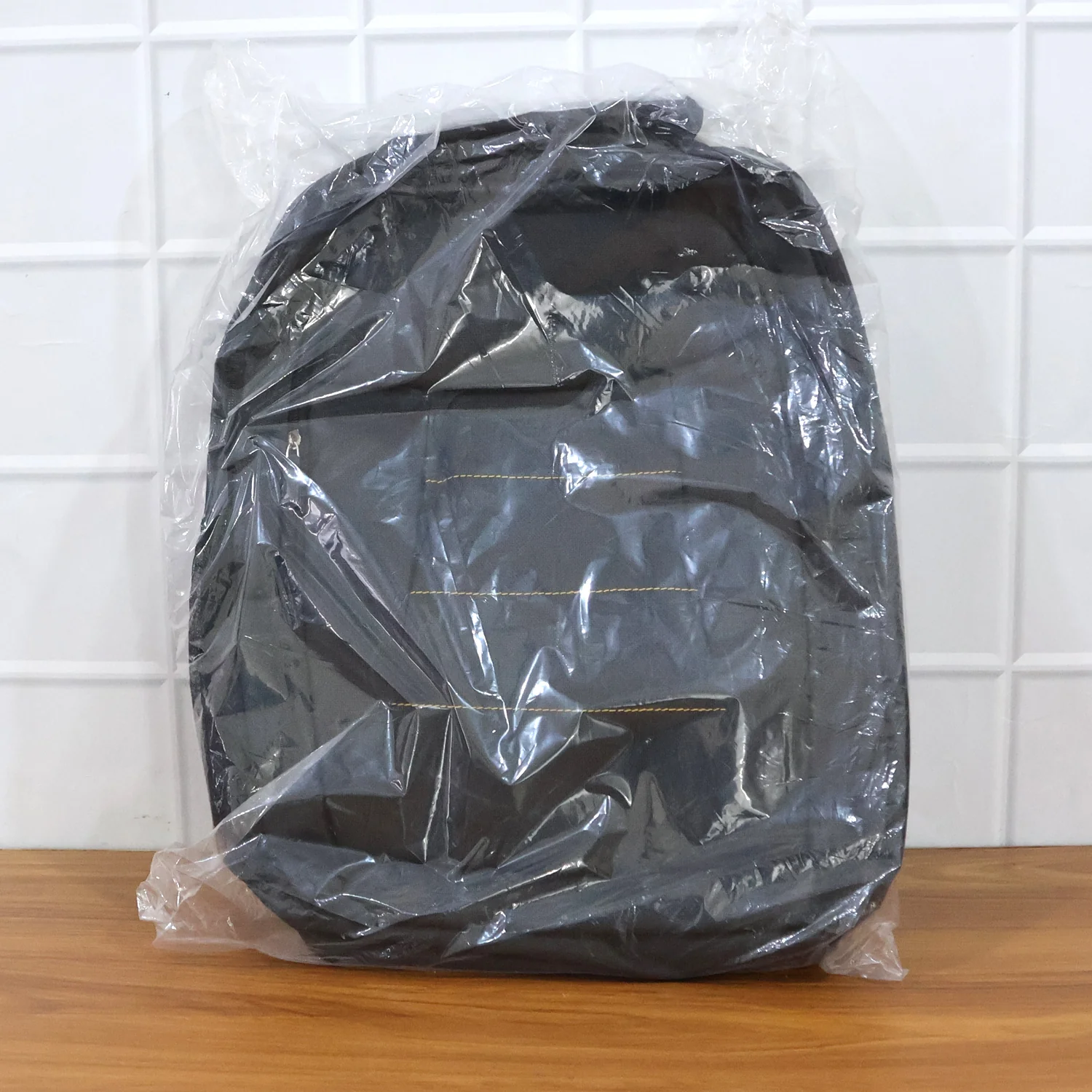 Lightweight Water-Resistant Laptop Bag with Pockets & Adjustable Strap - Image 9