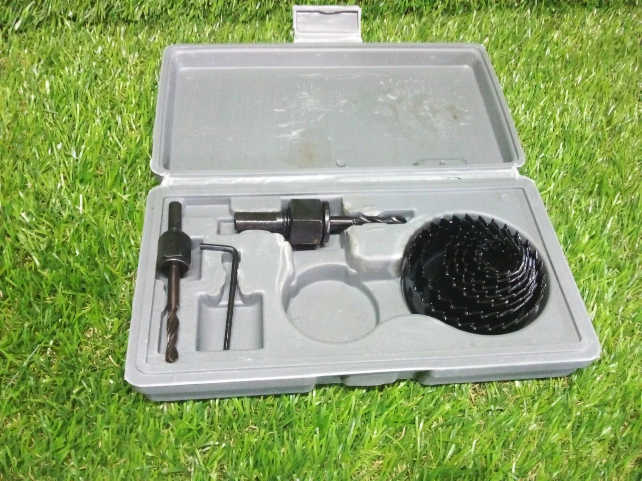 Hole Saw 11 Pc For Making Holes Over Walls For Types Of Purposes Etc. - Image 9