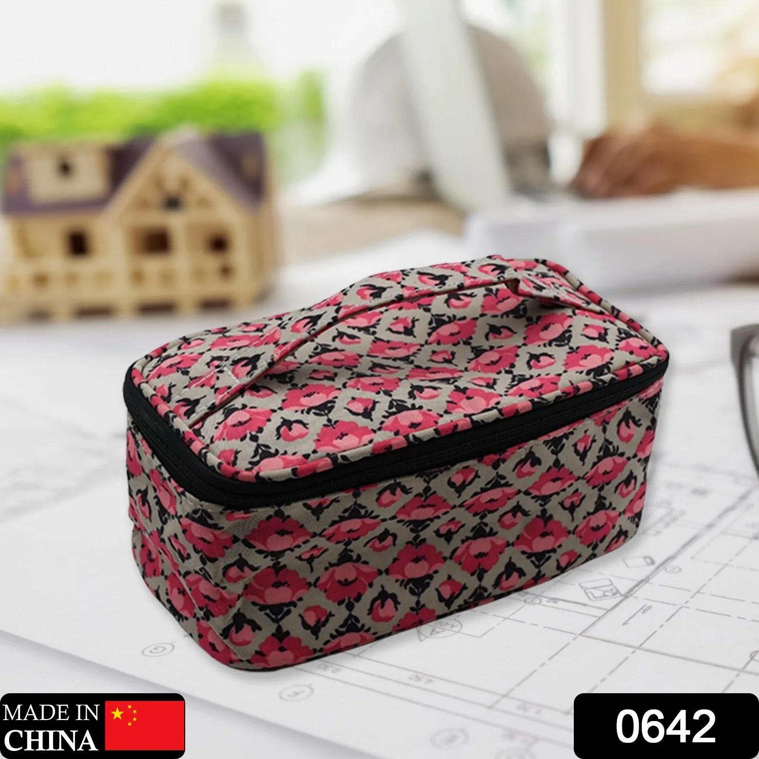 Travel Makeup Bag with Small Pouch – Waterproof Cosmetic Organizer - Image 2