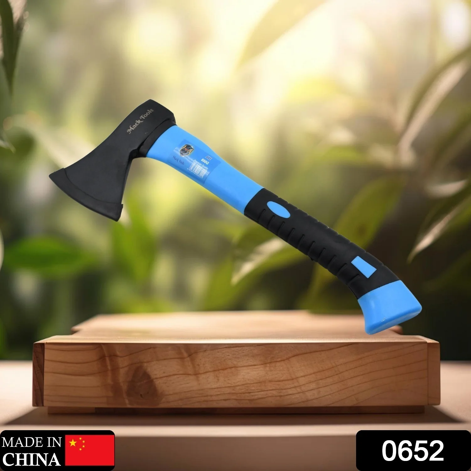 Fiberglass Hatchet Axe with Rubberized Handle (787gm) - Image 2