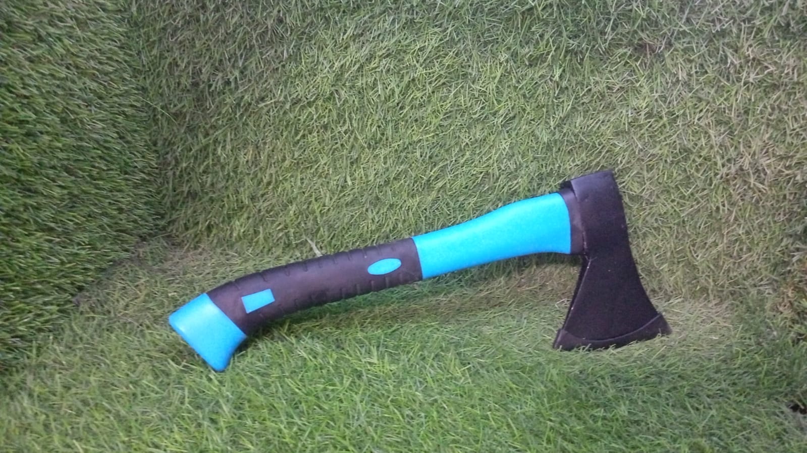 Fiberglass Hatchet Axe with Rubberized Handle (787gm) - Image 6