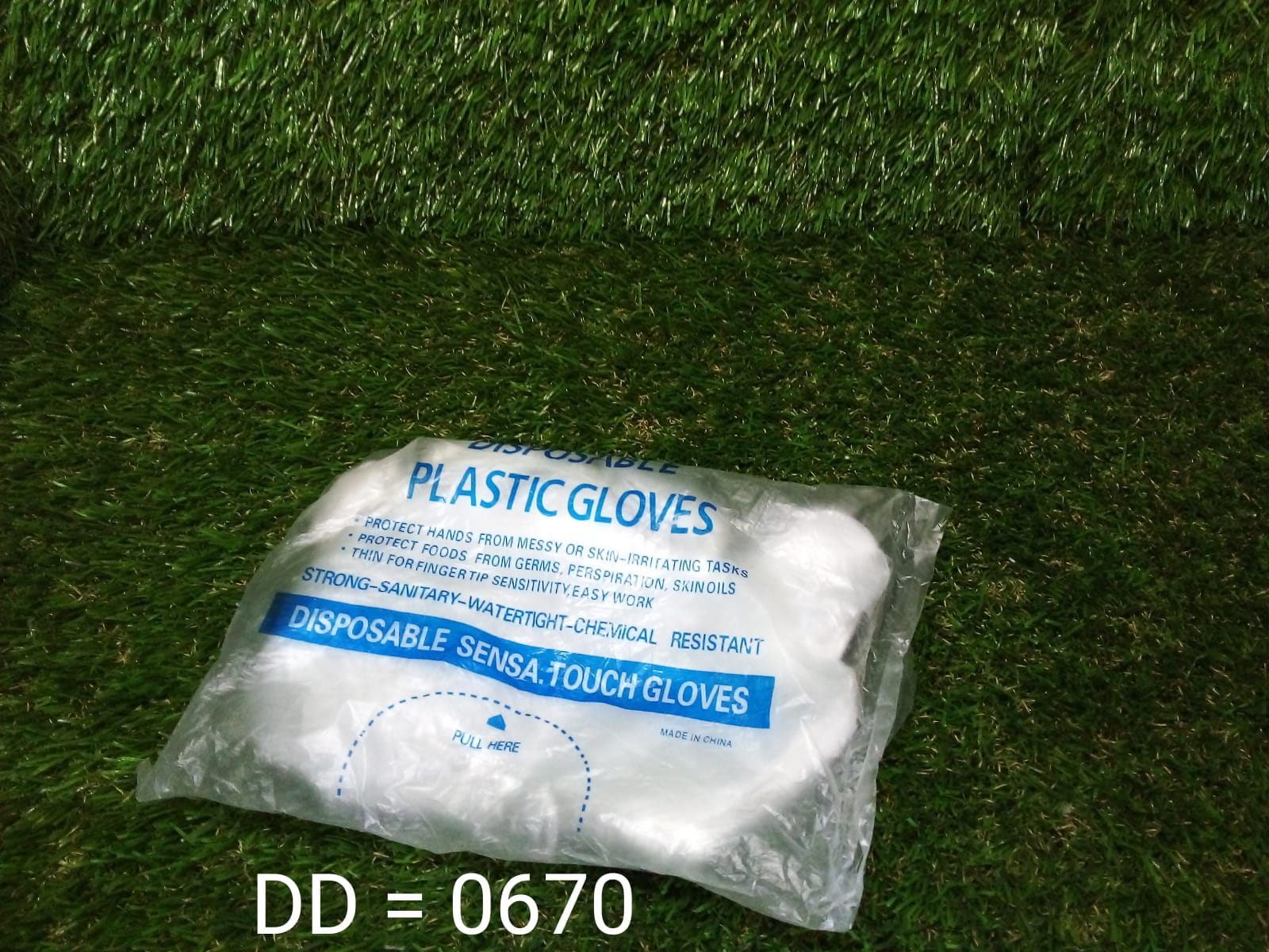 Plastic Transparent Disposable Clear Gloves (White) (100Pc) - Image 11
