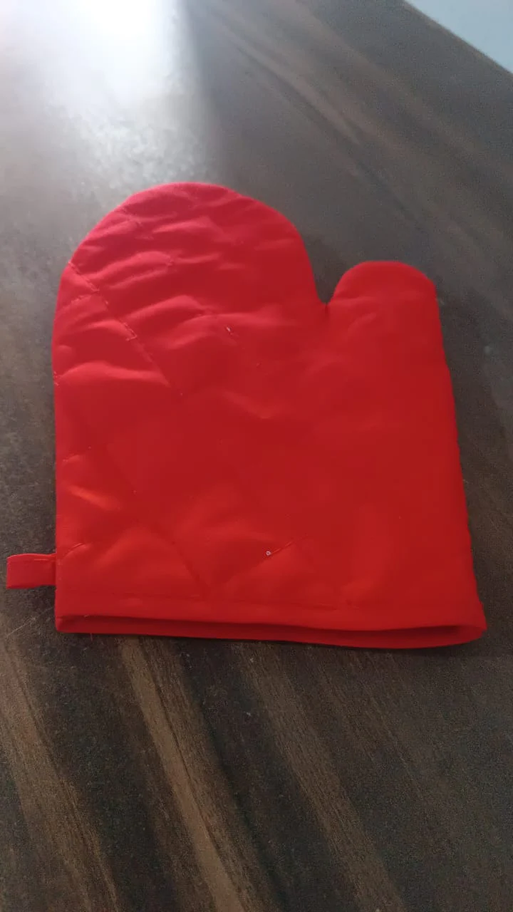 Heat Resistant Non-Slip Oven Mitts / Gloves (1pc) - Image 7