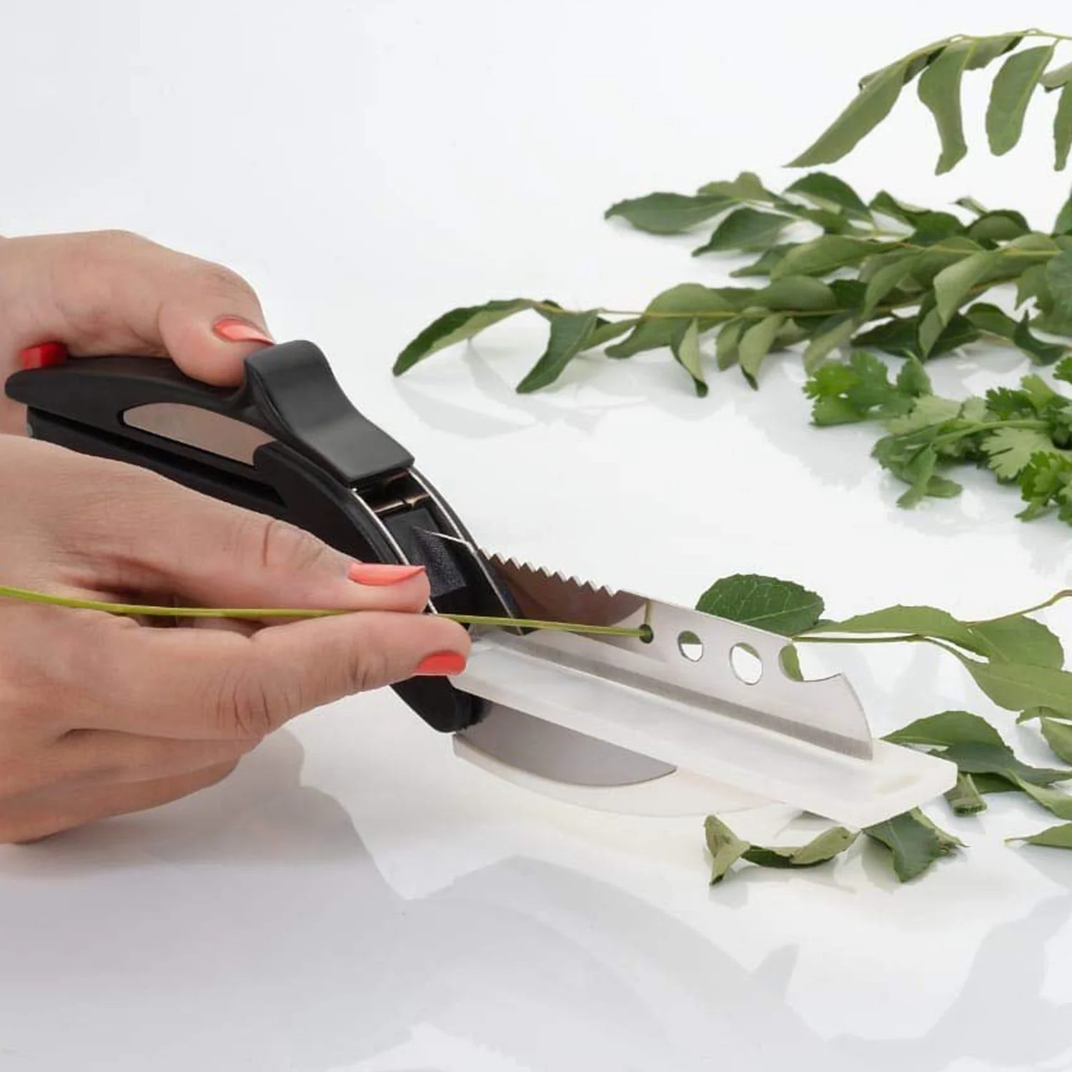 Stainless Steel 4 in 1 Clever Cutter, Black - Image 6