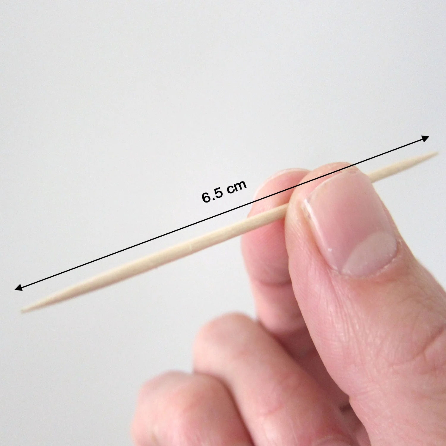 Wood Double Sided Toothpicks with Clear Plastic Storage Box - Image 6