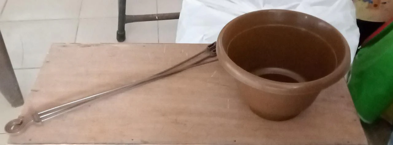 Hanging Flower Pot with Hanging Roap - Image 5