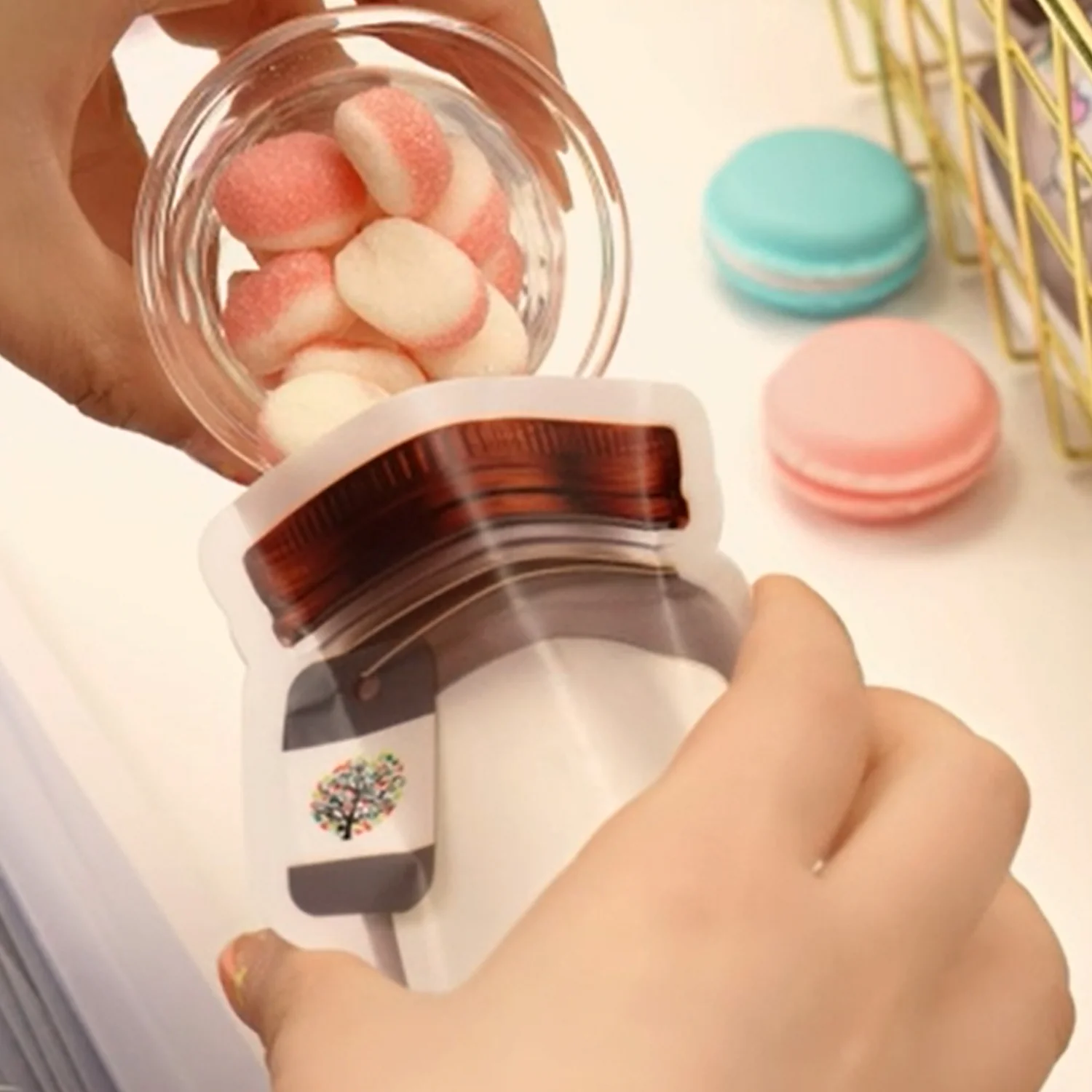 Plastic Transparent Big Jar Shaped Pouch With Zipper (1 Pc) - Image 6