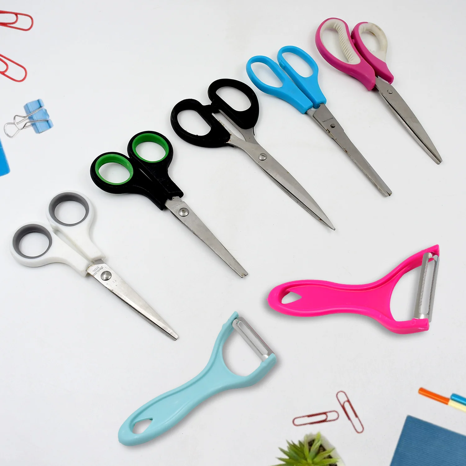 Stainless Steel Kitchen Scissors & Multipurpose Peeler (2 Pc Set, Mix Design) - Image 5