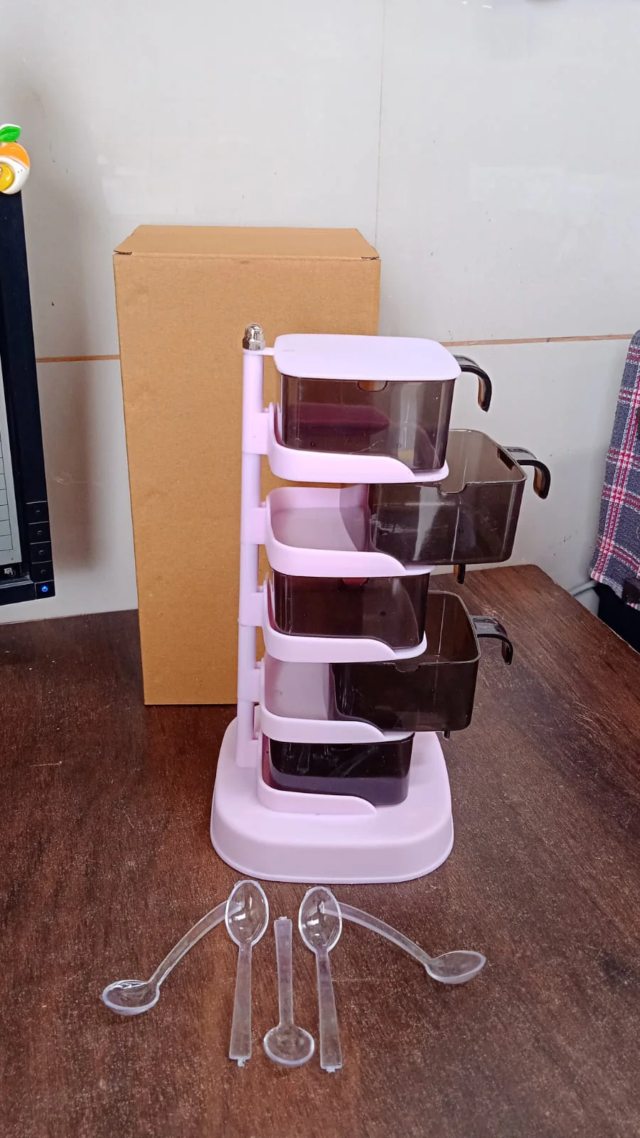 Rotating Spice Jars Vertical Rotatable Seasoning Box 5 Section / Tier 5 Spoon (1 Set) - Image 7