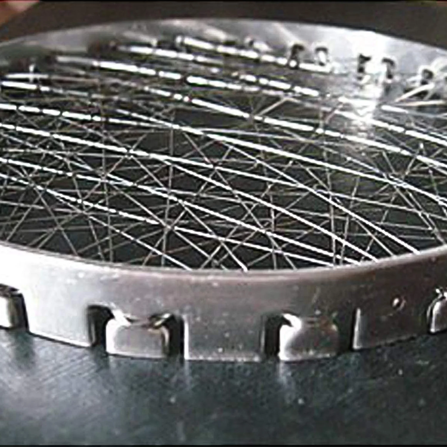 Stainless Steel Grill Jalli, Chota Tandoor - Image 4
