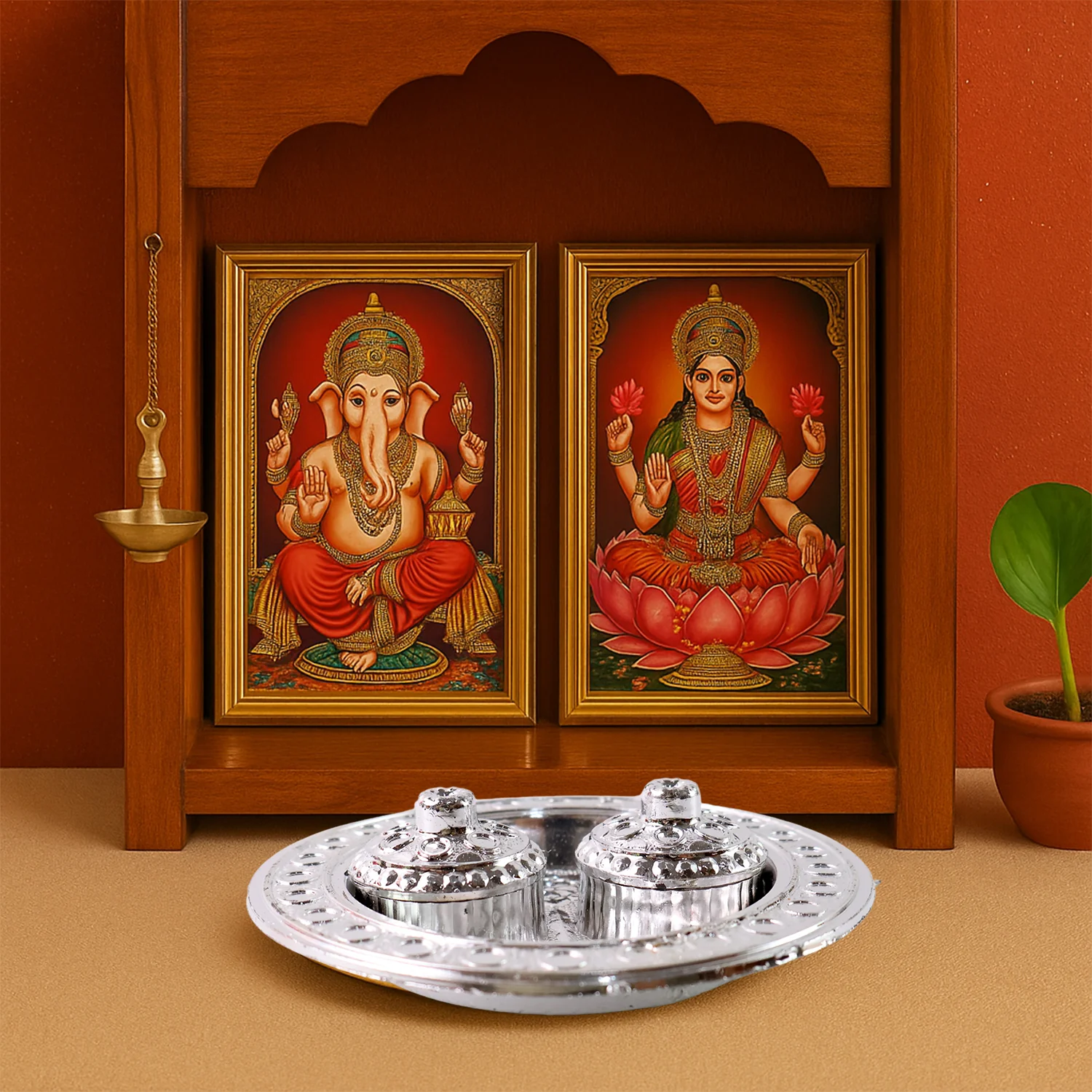 Round Shape Special Puja Thali, Kumkum Thali Holder (1 Pc / Small) - Image 7