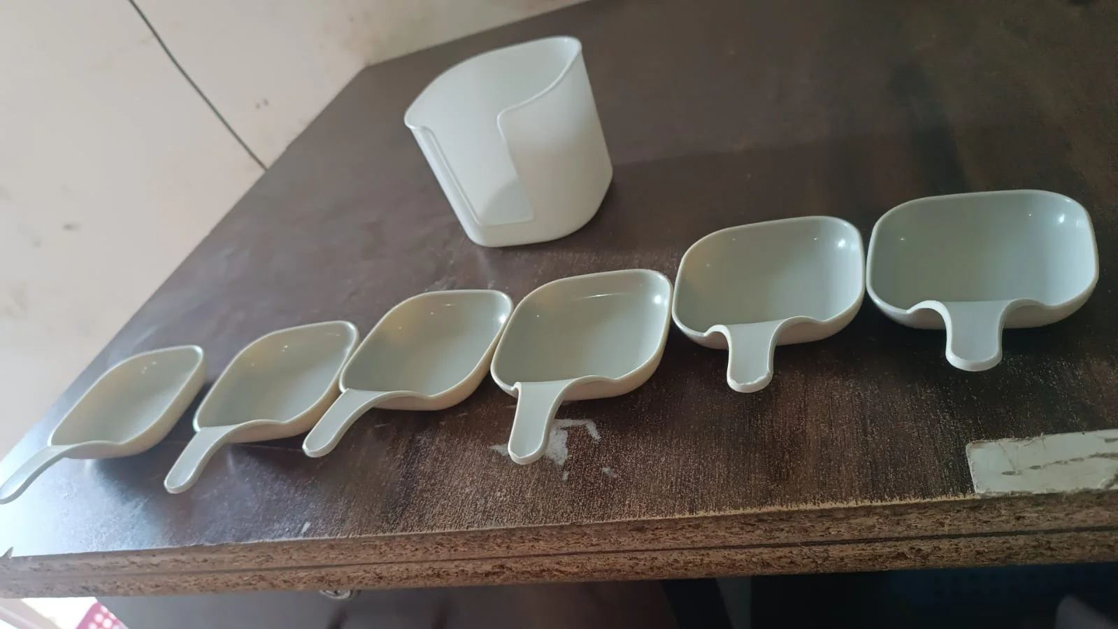 7 in 1 Side Dish Dip Bowl Set with Handle Mini Dipping Bowls (7 Pcs Set) - Image 9