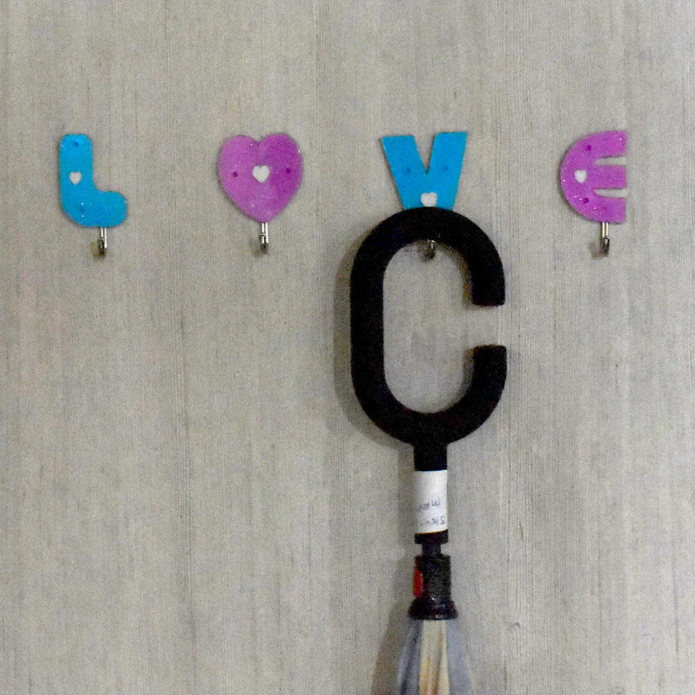 Love Shape Self Adhesive Hooks - Image 6