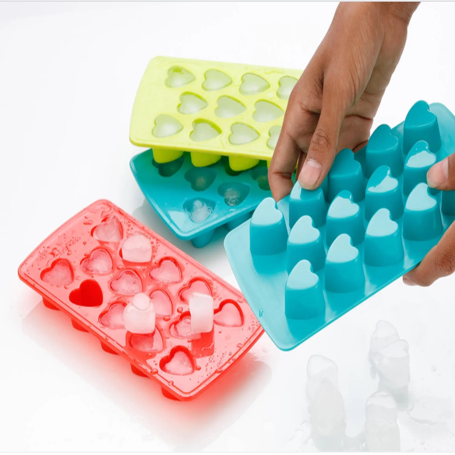 Heart Shape Ice Cube & Candy Tray – 14 Cavities (Multicolor) - Image 3