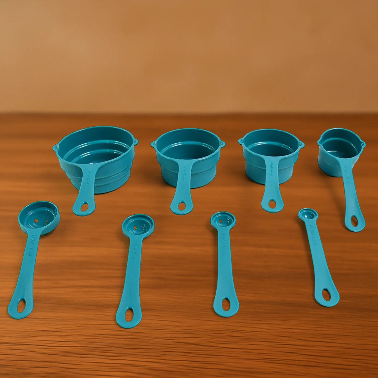 Apex 8-Piece Measuring Spoons and Cups Set - Image 6