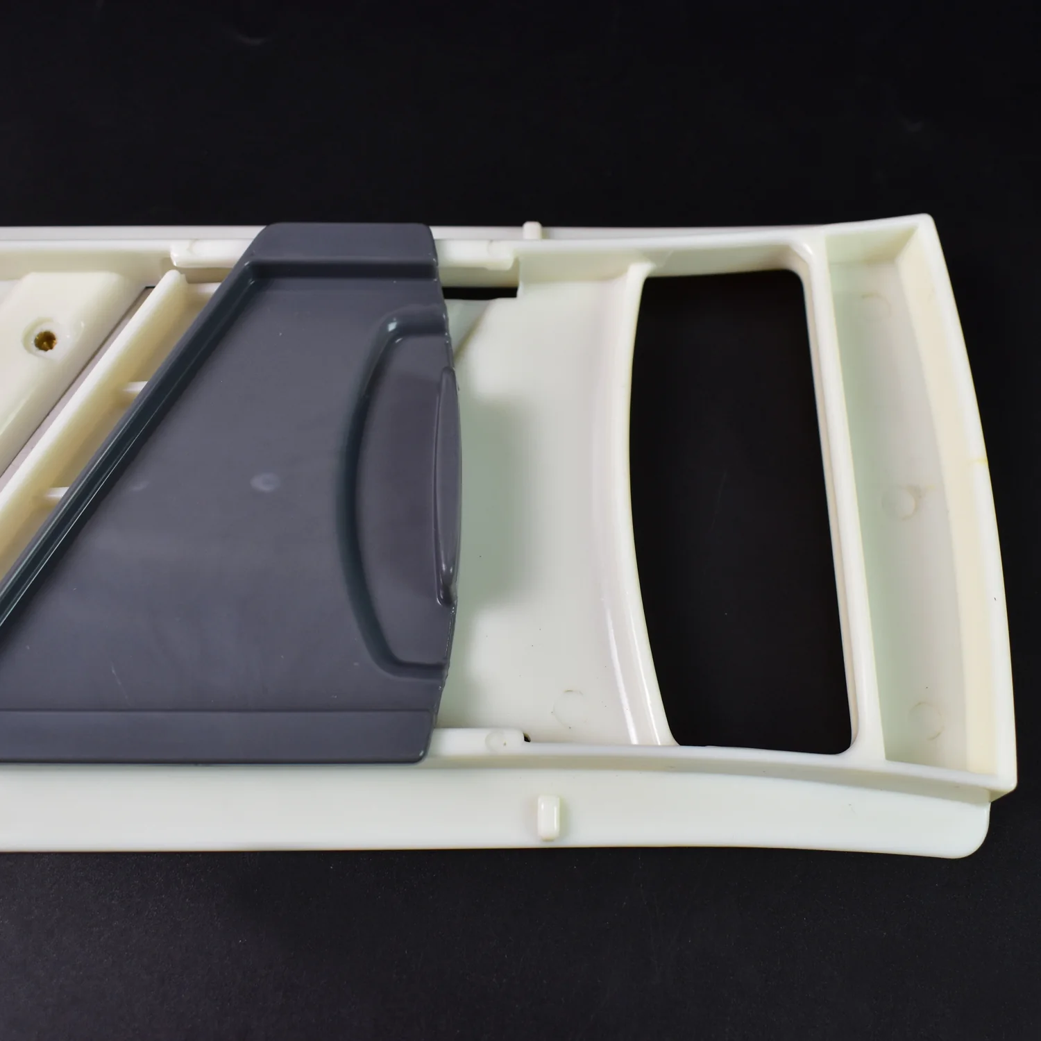 Adjustable Slicer for Cutting Fruits & Vegetable (1 Pc) - Image 6