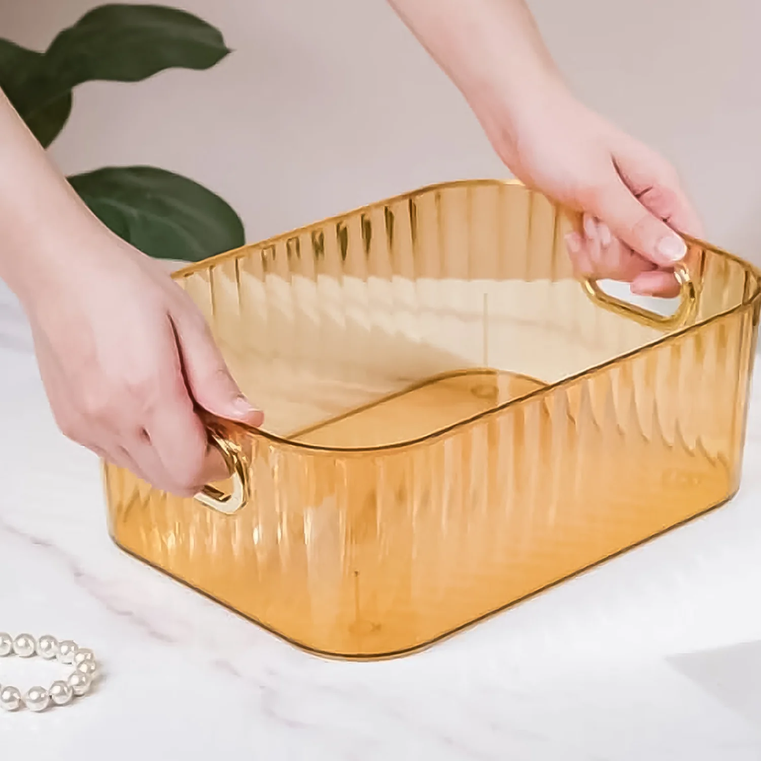 Premium Ribbed Transparent Storage Basket with Gold Handle  25×14 cm 4 Pc - Image 3