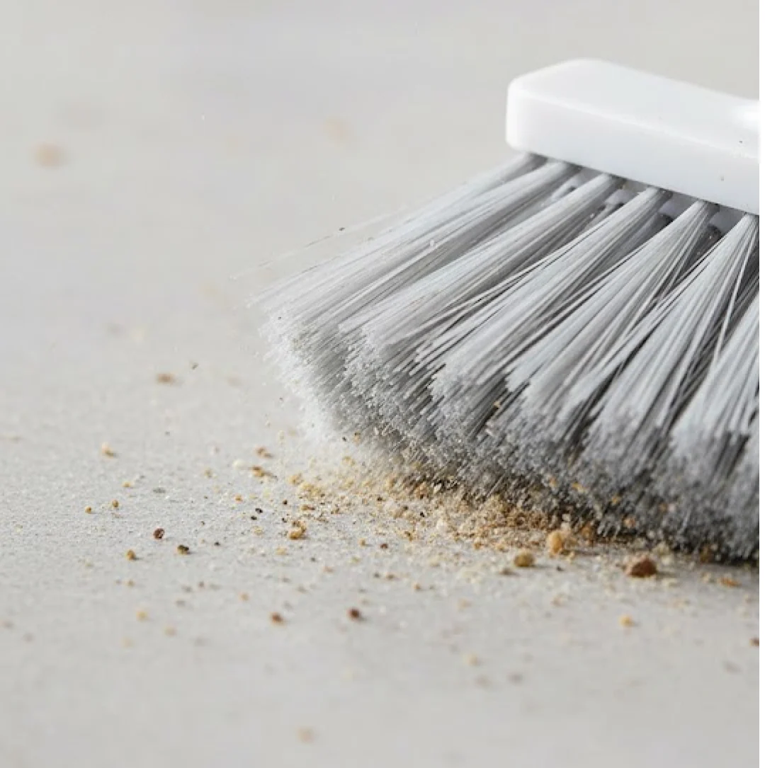 Plastic Cleaning Brush for Household - Image 3