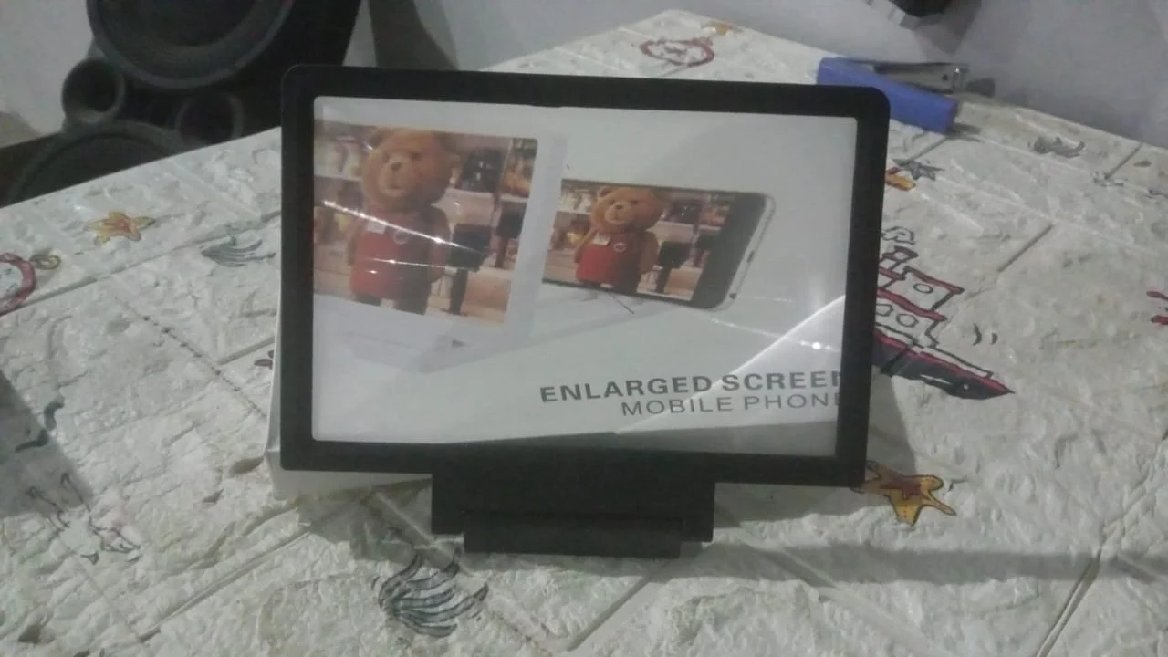 3D Mobile Phone Screen Zoom Display (1 Pc) - Image 8