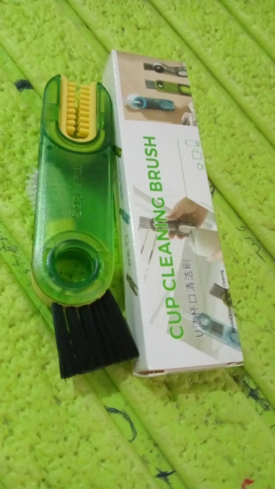 3-in-1 Multifunctional Bottle & Cup Cleaning Brush – Lid & Cover Scrubber (1 Pc) - Image 7