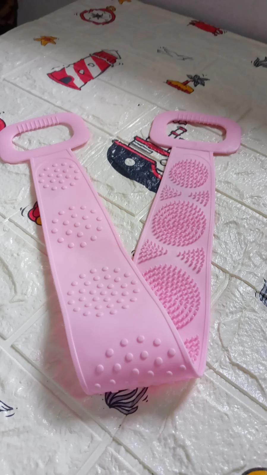 Eco-Friendly Silicone Shower Brush & Back Scrubber Towel - Image 7