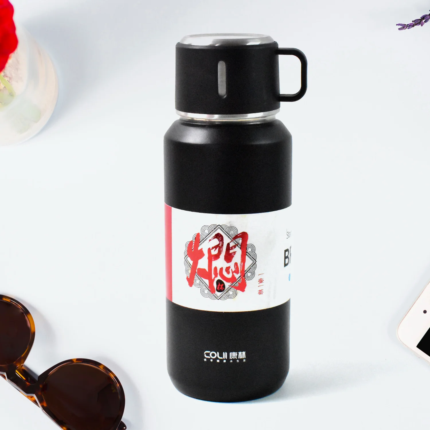 Stainless Steel Vacuum Insulated Water Bottle 900ML Approx (Mix Color) - Image 6