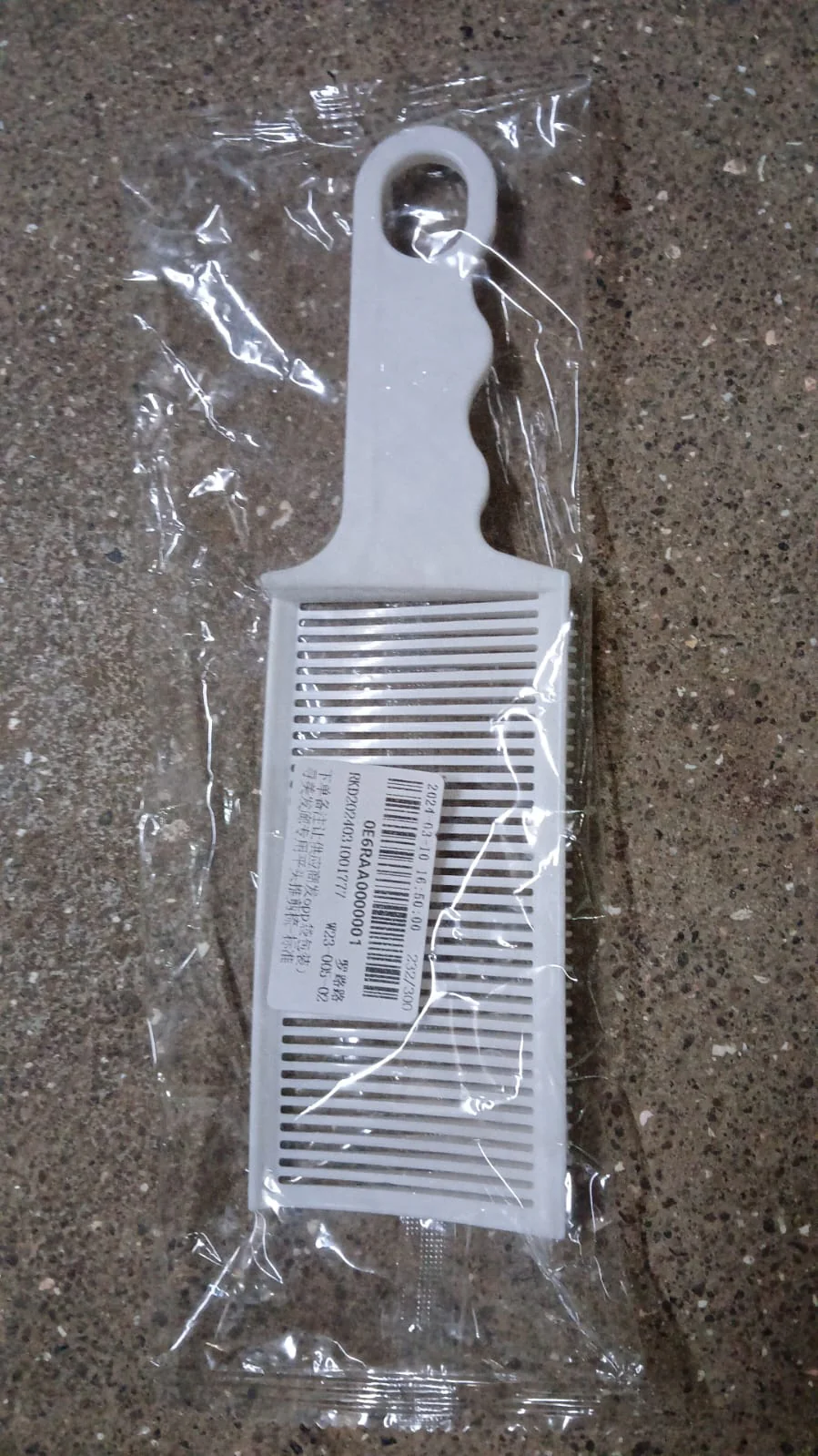 Ergonomic Flat Top Hair Clipper Comb – Styling Brush & Comb Tool (1 Pc) - Image 8
