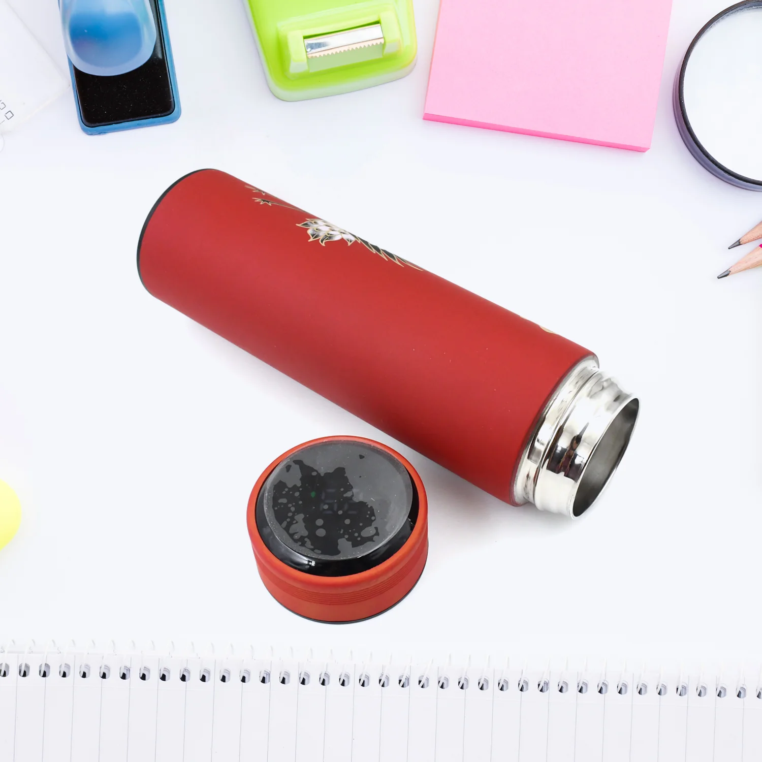Printed Smart Vacuum Insulated Water Bottle with LED Temperature Display (1 Pc / 500 ML Approx / Multicolor) - Image 3