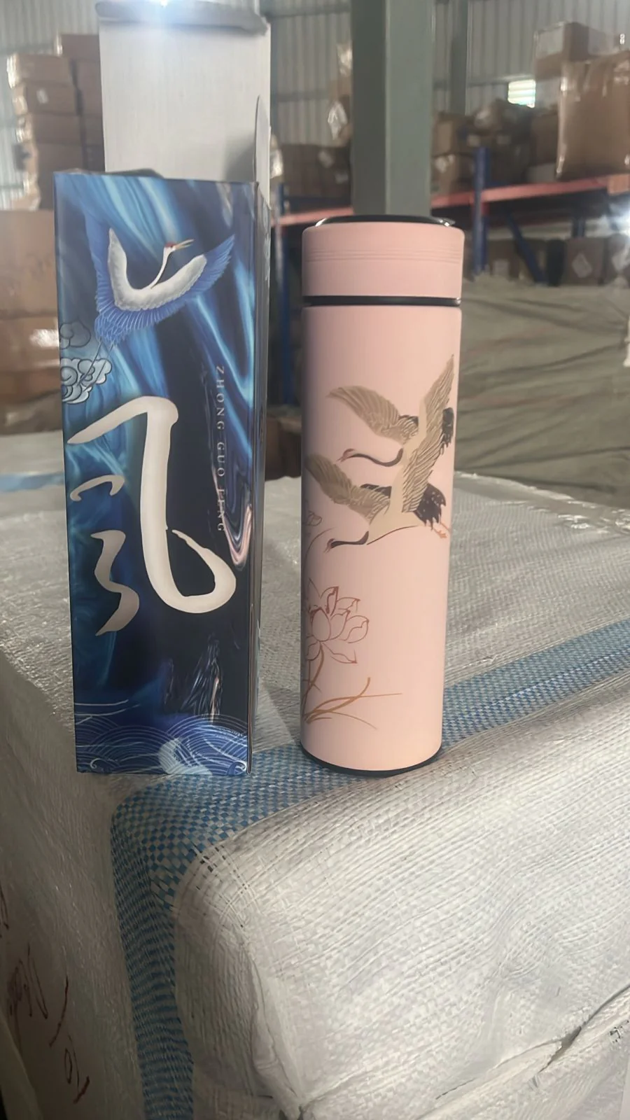 Printed Smart Vacuum Insulated Water Bottle (1 Pc / 500 ML Approx / Multicolor) - Image 7