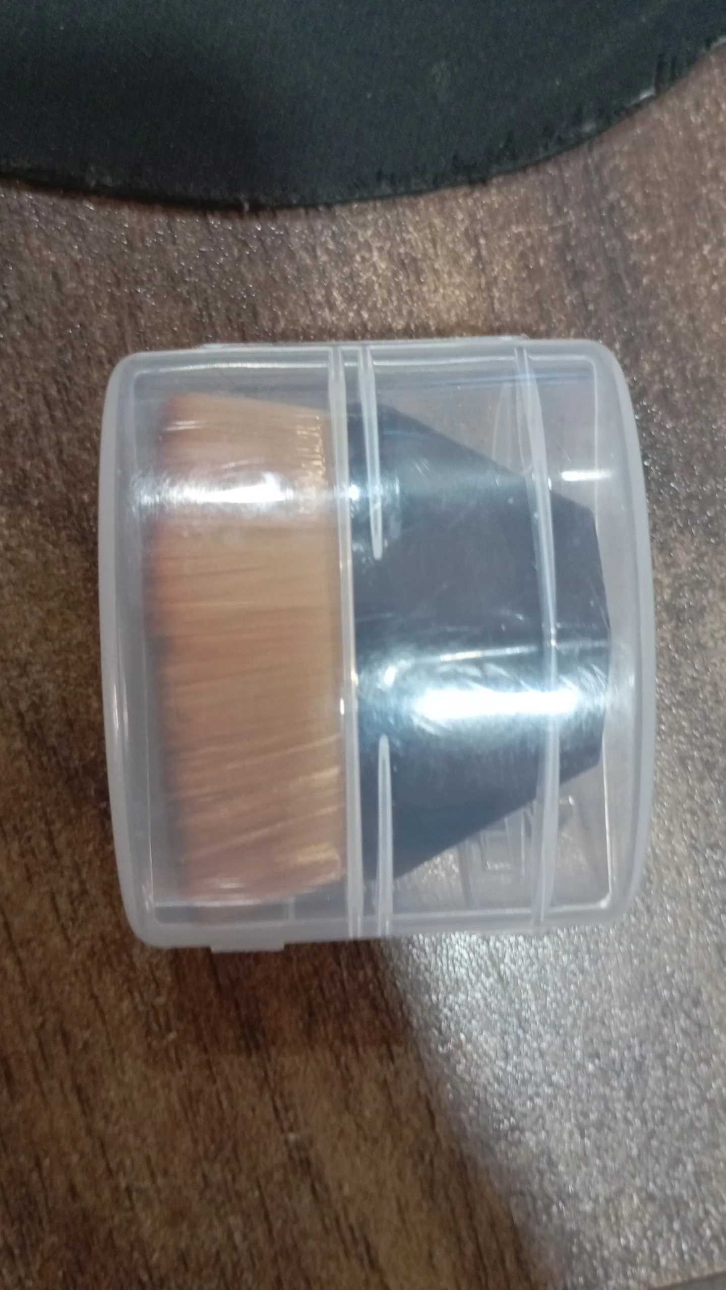 Perfect Foundation Makeup Brush with Portable Case (1 Pc) - Image 8