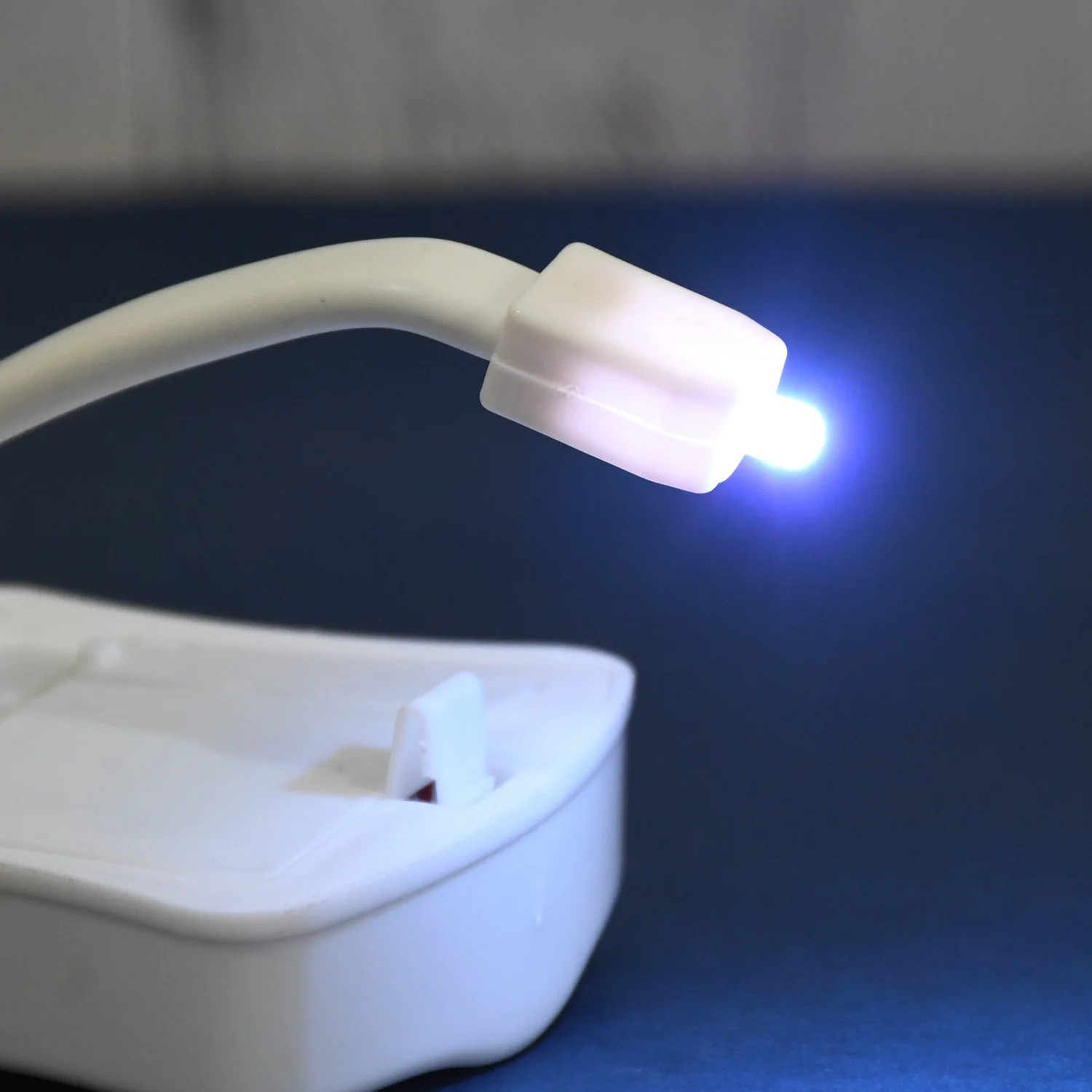 Toilet Light, LED Toilet Bowl Light Toilet Cover Lamp (1 Pc / Battery Not Included) - Image 10