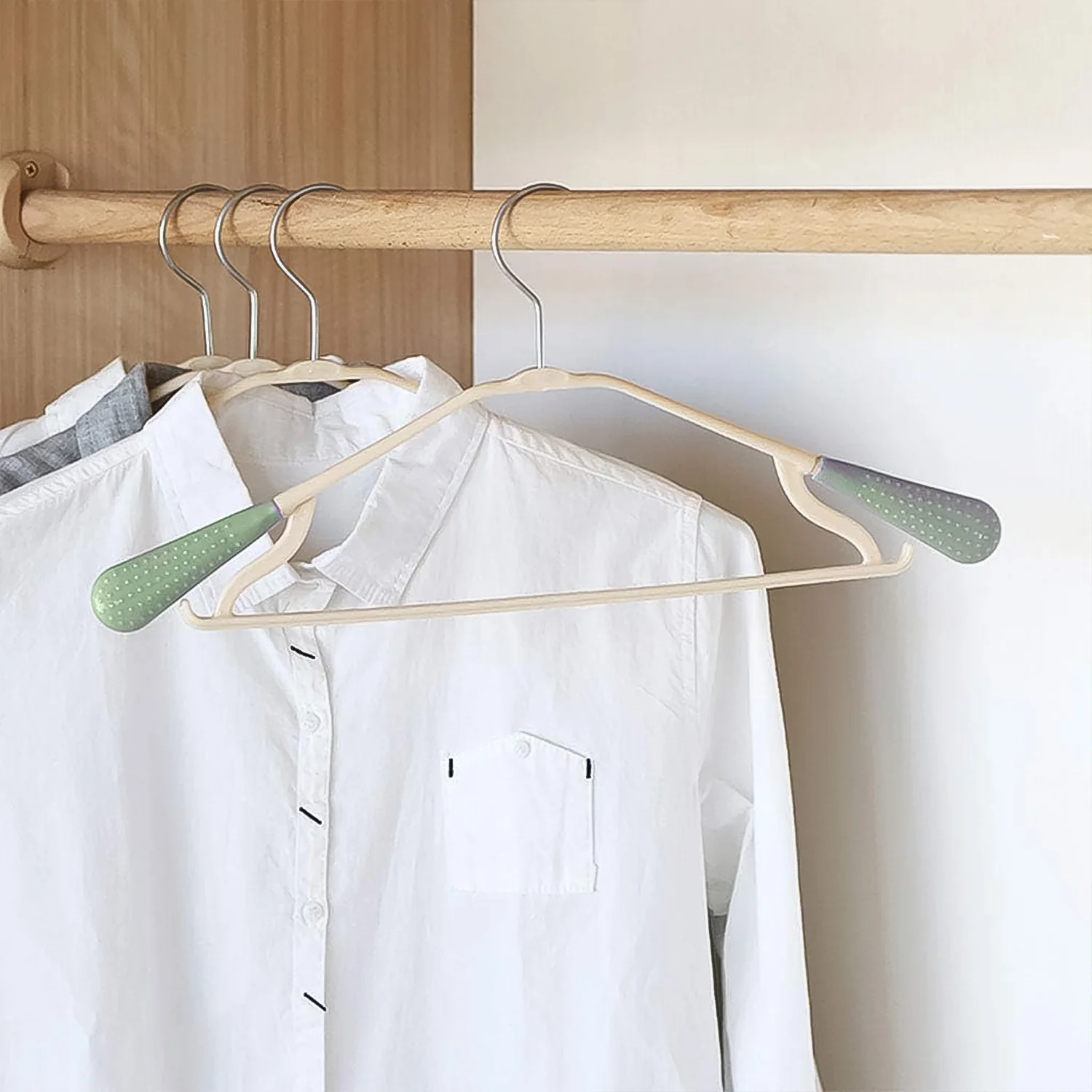 PP Cloth Hanger Set of 1 with Zinc Plated Steel Hook (1 Pc) - Image 8