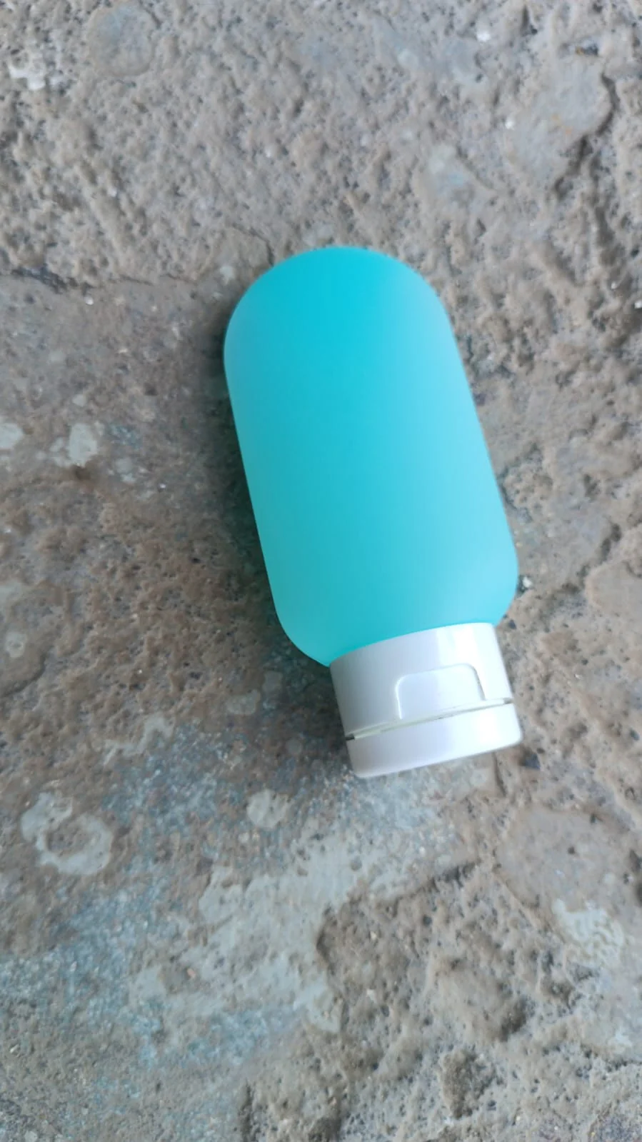 Small Plastic Travel Bottle Set (1 Pc / 60 ML Approx / Mix Color) - Image 8