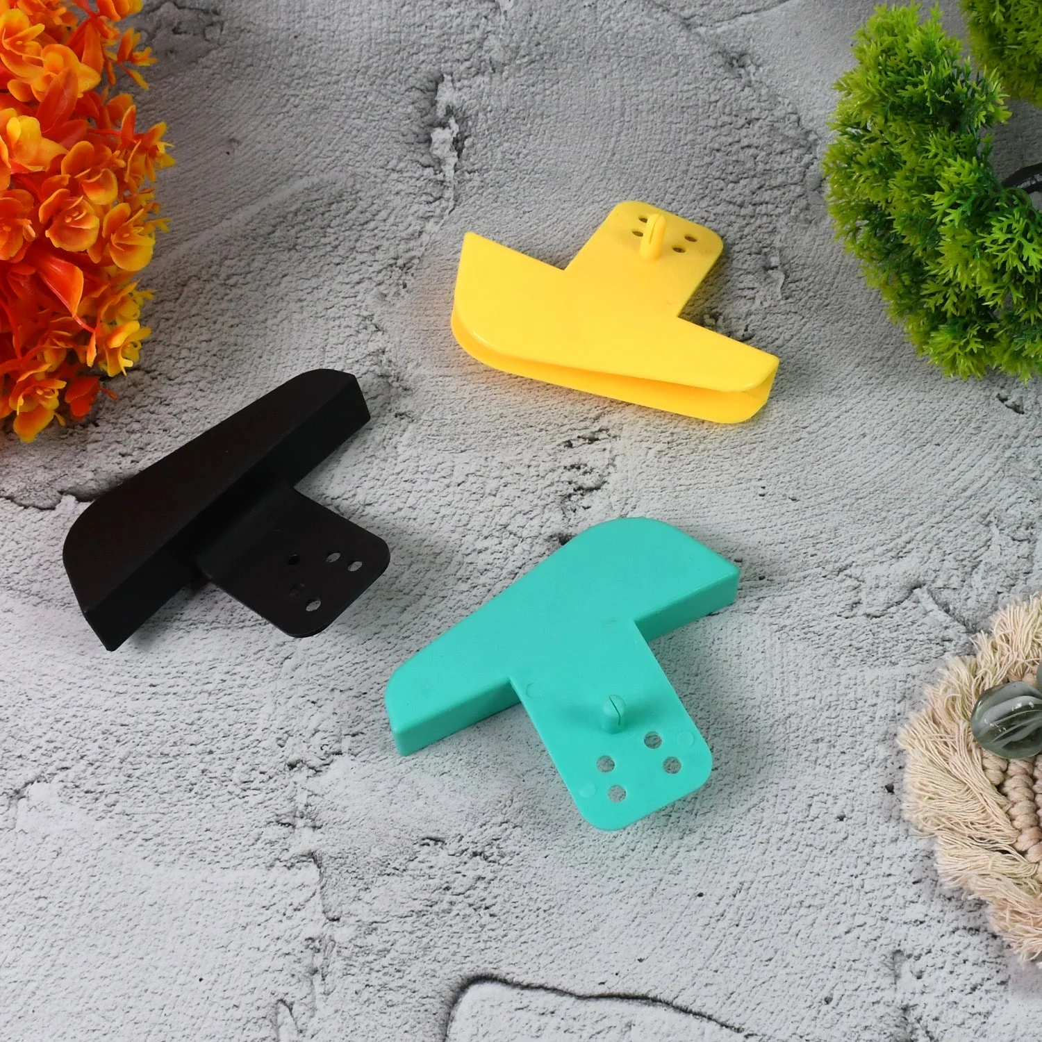 Customized Plastic Mobile Phone Charging Stand Holder (1 Pc / Mix Color) - Image 3