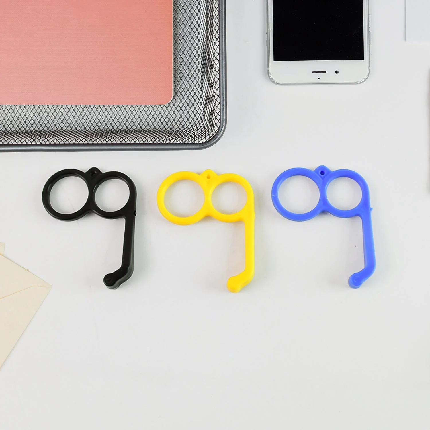 Plastic Hand Mobile Stand (Mix Color / 1 Pc) - Image 4