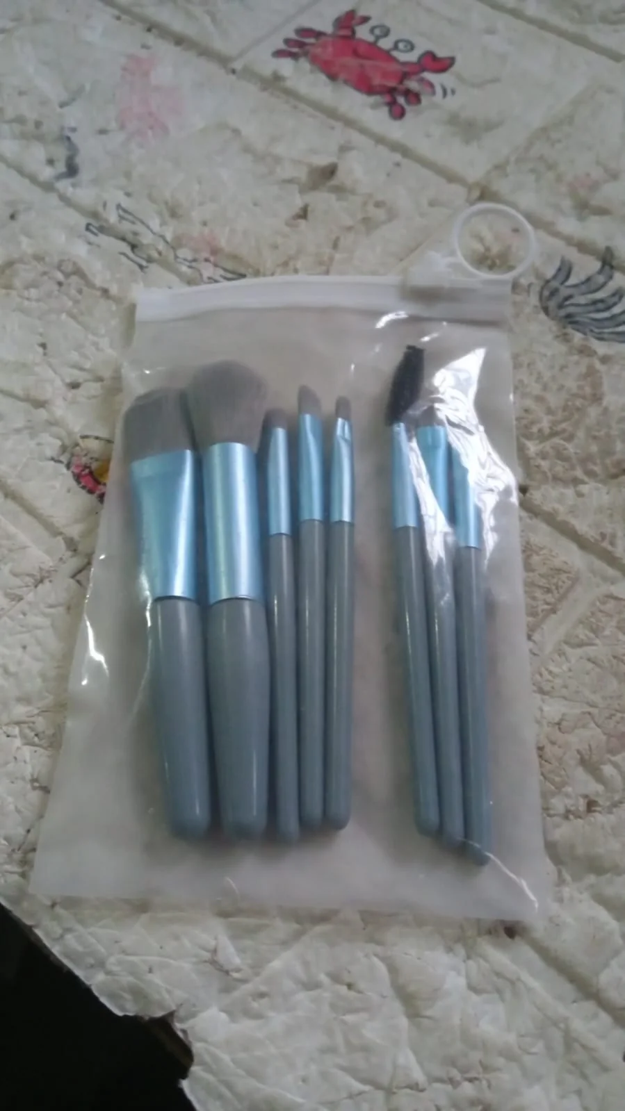 8-Piece Mini Makeup Brush Kit – Portable Premium Synthetic Set with Case (Mix Colors) - Image 11