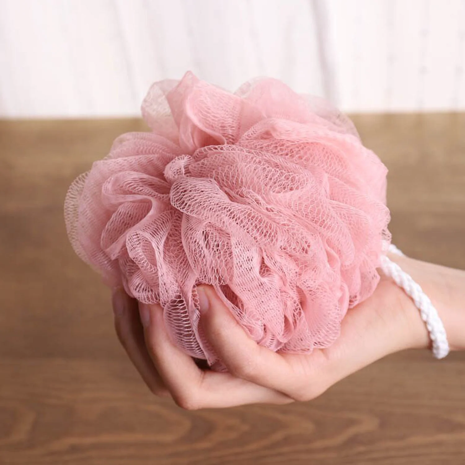 Bath Sponge Round Loofah and Back Scrubber for Men and Women - Image 10