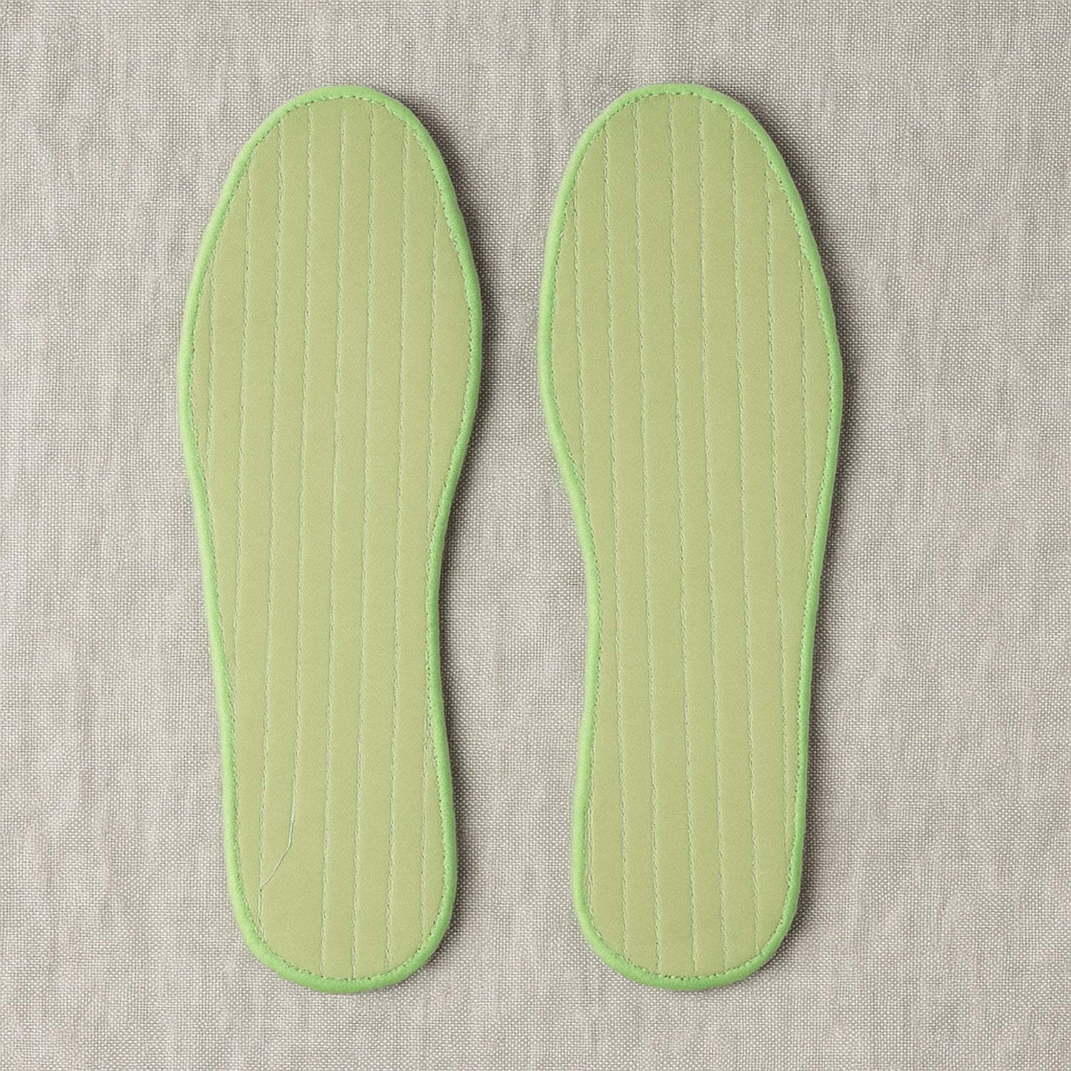 Premium Comfort Shoe Insoles for Daily Foot Support Size 39 (1 Pair / Mix Design) - Image 3