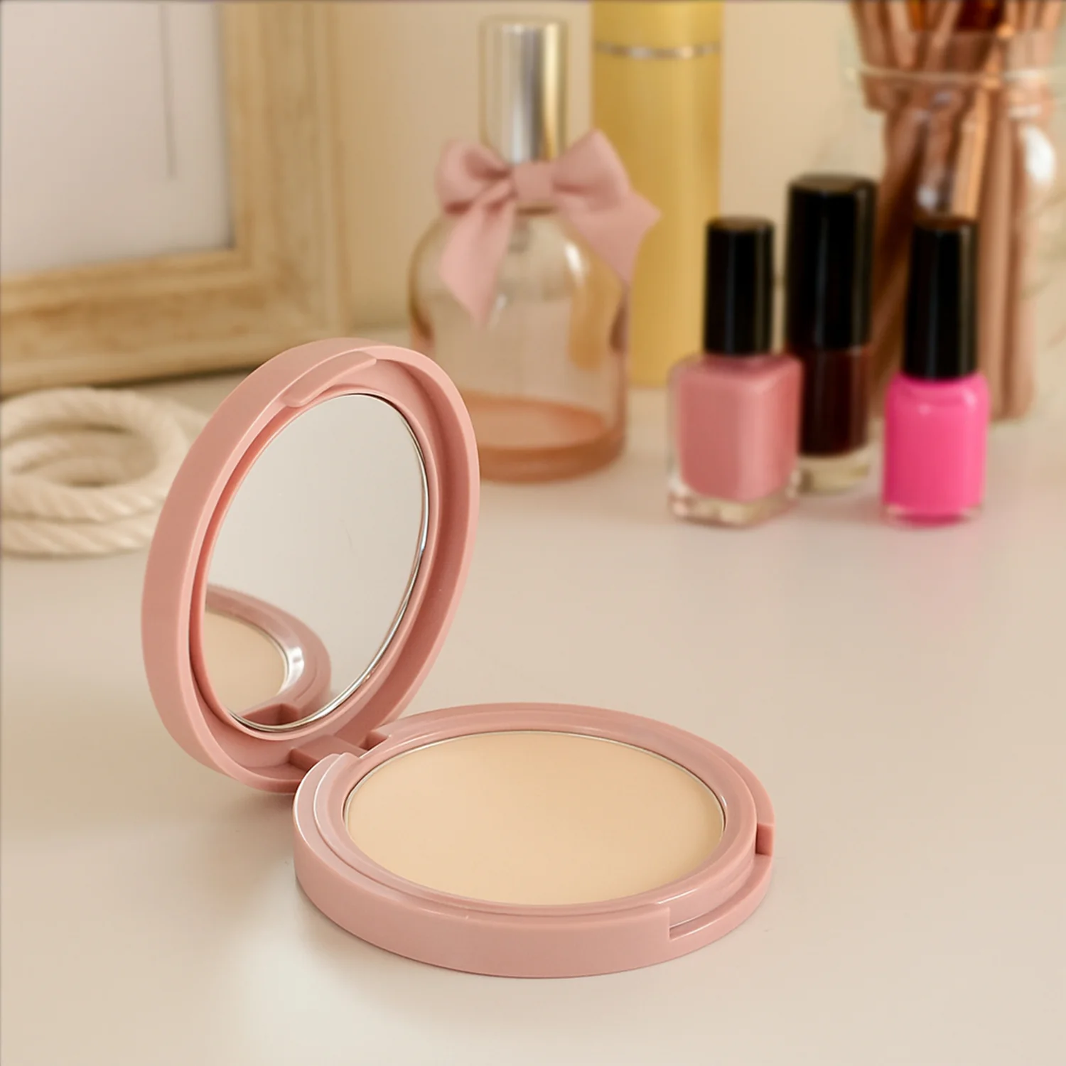 OG Beauty Hazelnut Flawless Touch Compact Powder (9 GM / 1 Pc) - Image 9