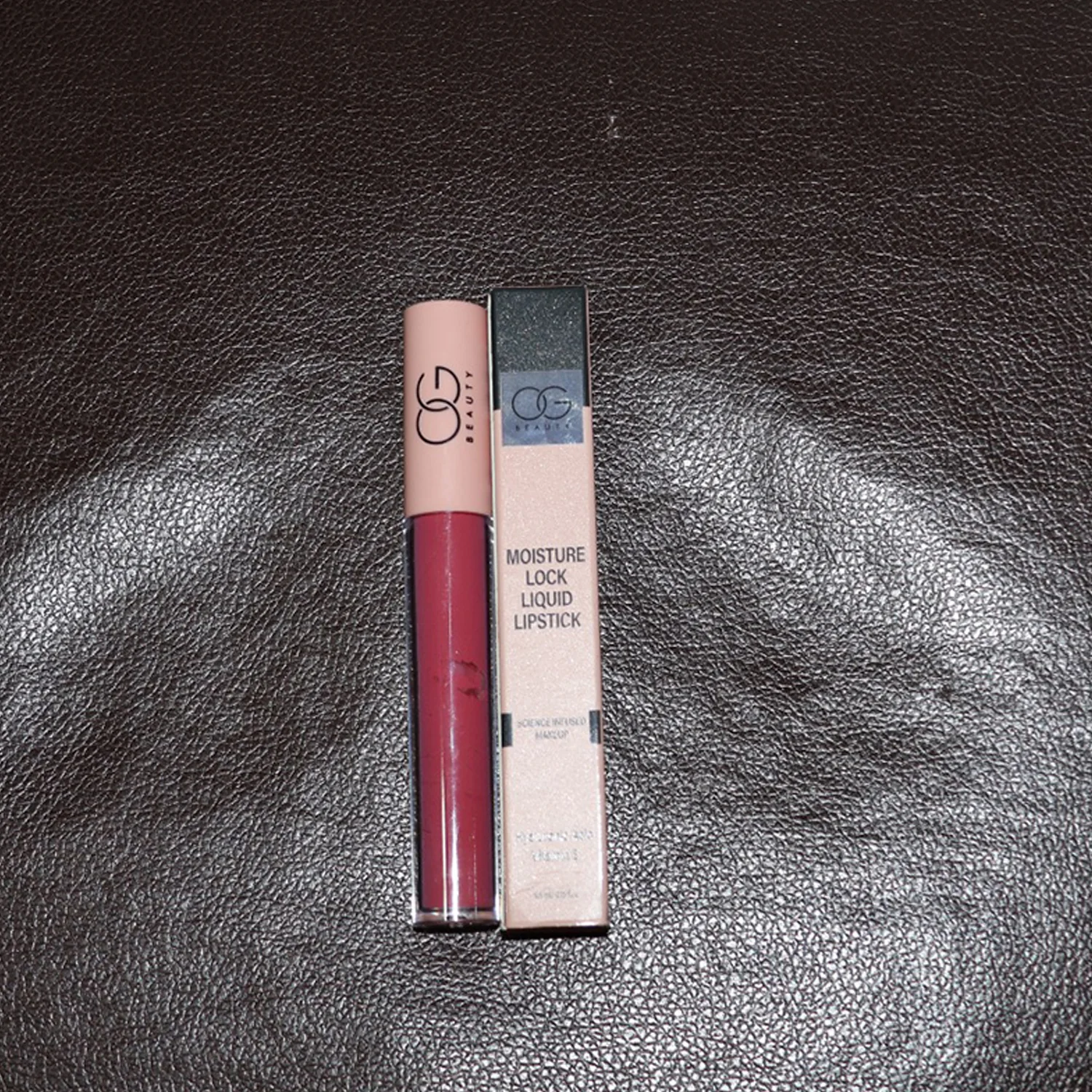 OG Beauty Coral Charm Moisture Lock Liquid Lipstick (4.5 ML / 1 Pc) - Image 8
