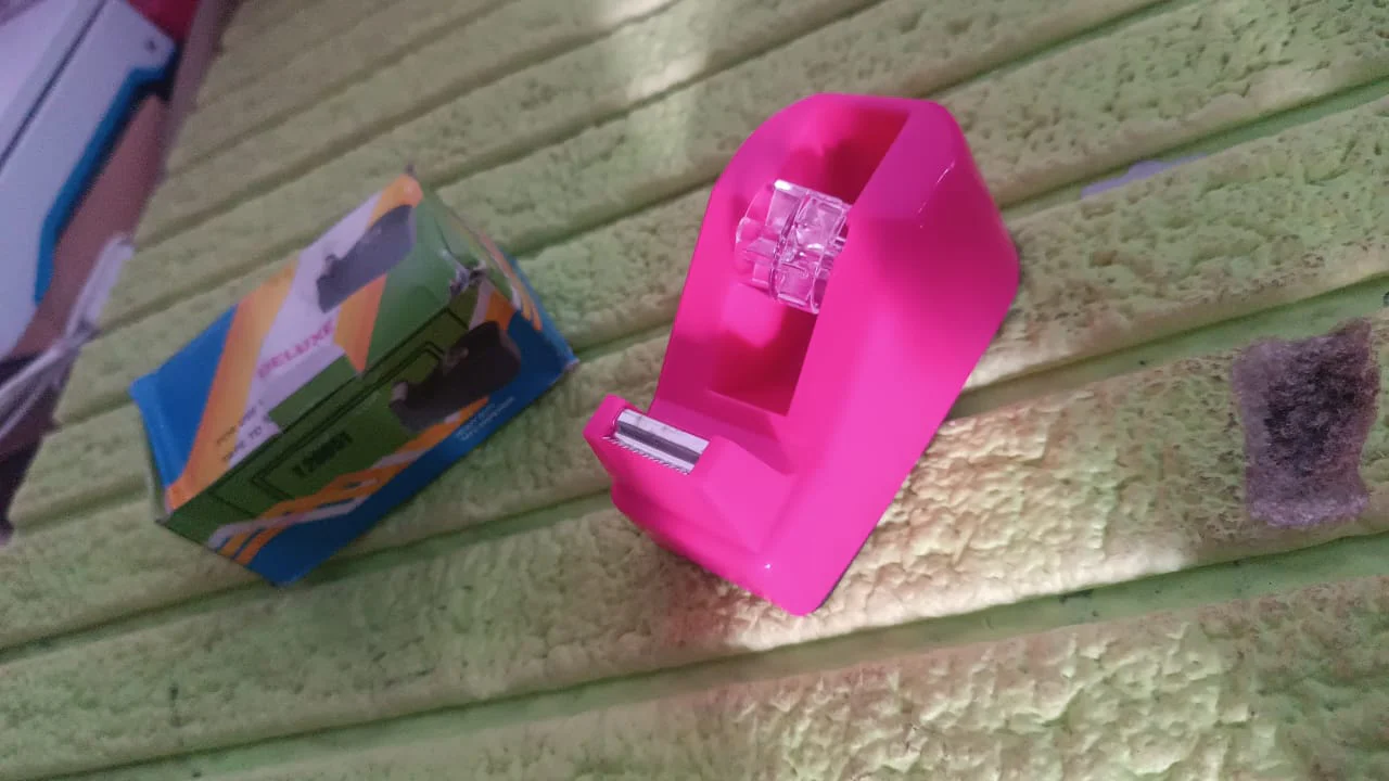 Plastic Tape Dispenser Cutter for Home Office use (1 pc) - Image 7