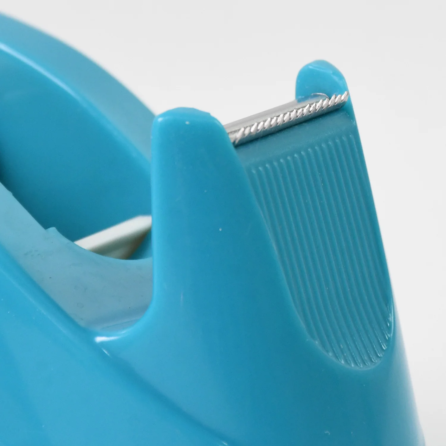 Plastic Tape Dispenser Cutter for Home Office use (1 pc / 18 mm) - Image 3