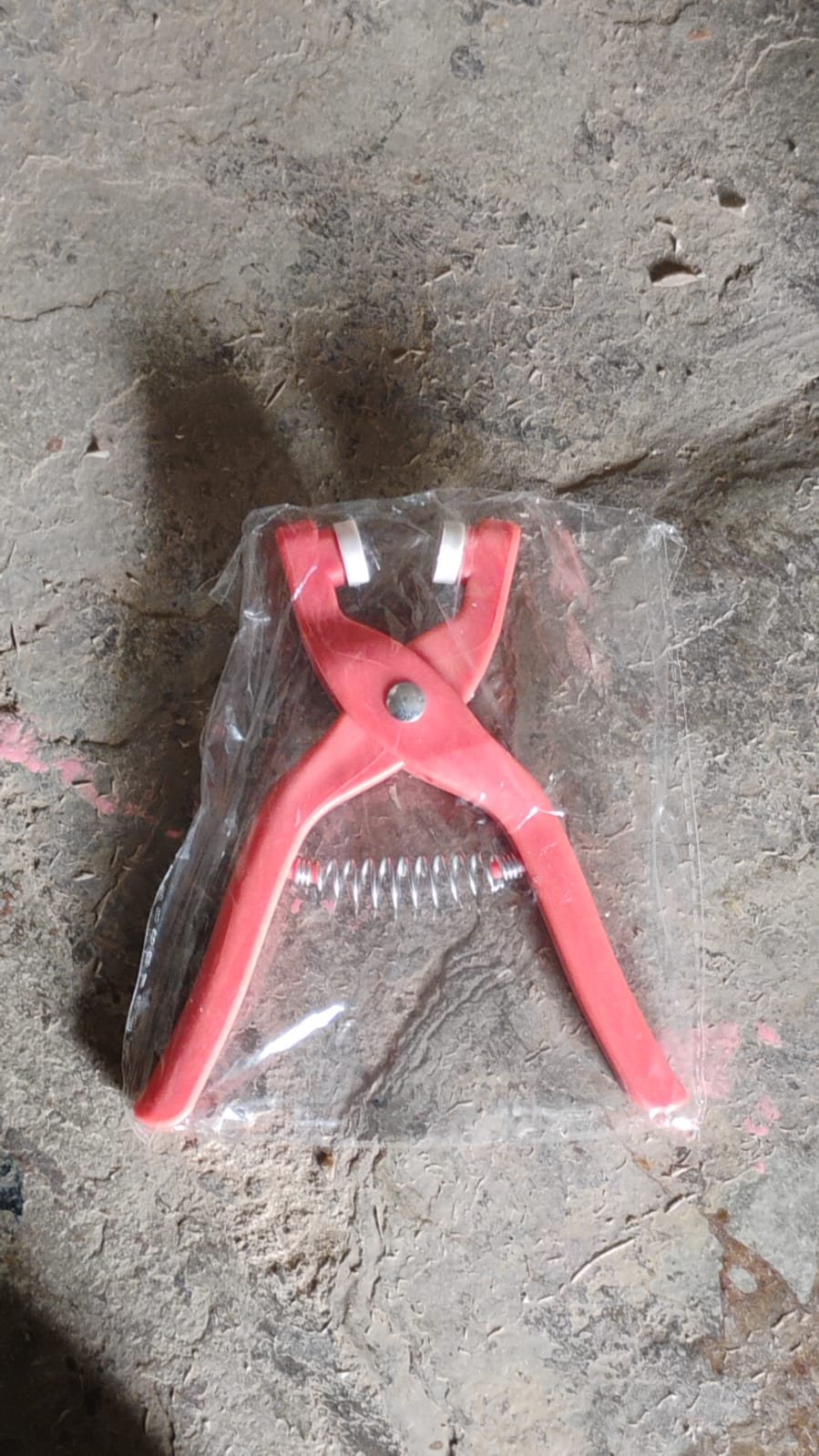 Hole Pliers Eyelets for Clothes Buckle Installation Tool for Clothing Sewing (1 Pc) - Image 7