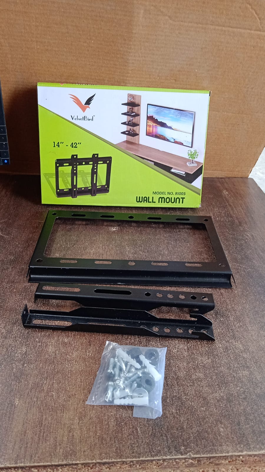 Universal 14 to 42 Inch Fix LED, LCD TV Monitor Wall Mount Stand - Image 6