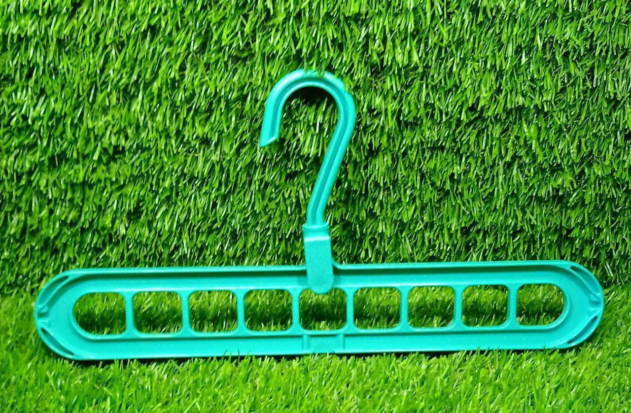 Anti-Skid Plastic 9-Holes Magic Wardrobe Folding Hangers - Image 11