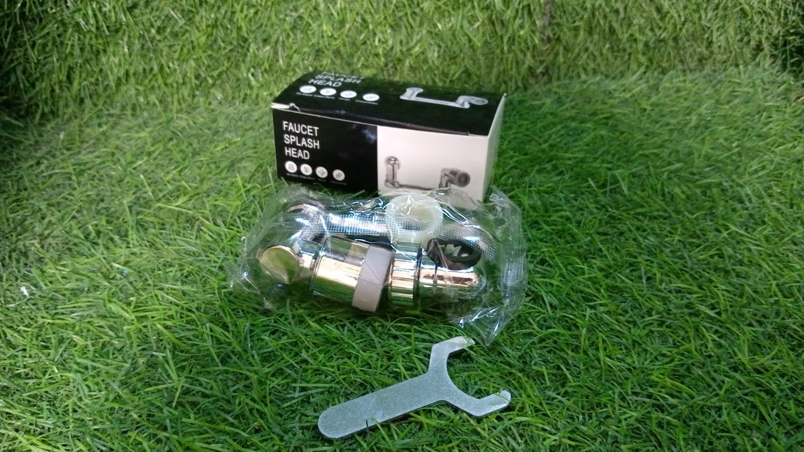 Water-Saving Faucet Filter with 1080 Rotation - Image 9