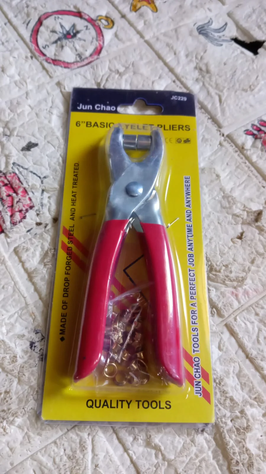 Grommet Setting Tool with 25 PCS Gold Eyelets Grommets Steel Hole Punch - Image 9