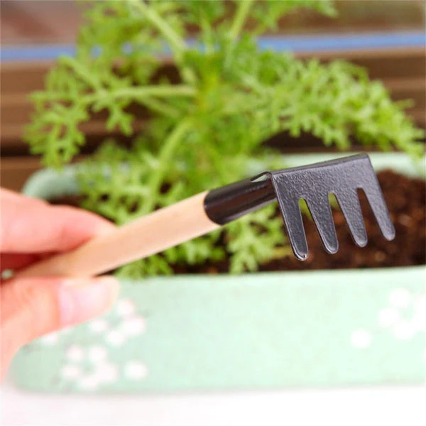Kid's Garden Tools Set of 3 Pieces (Trowel, Shovel, Rake) - Image 7